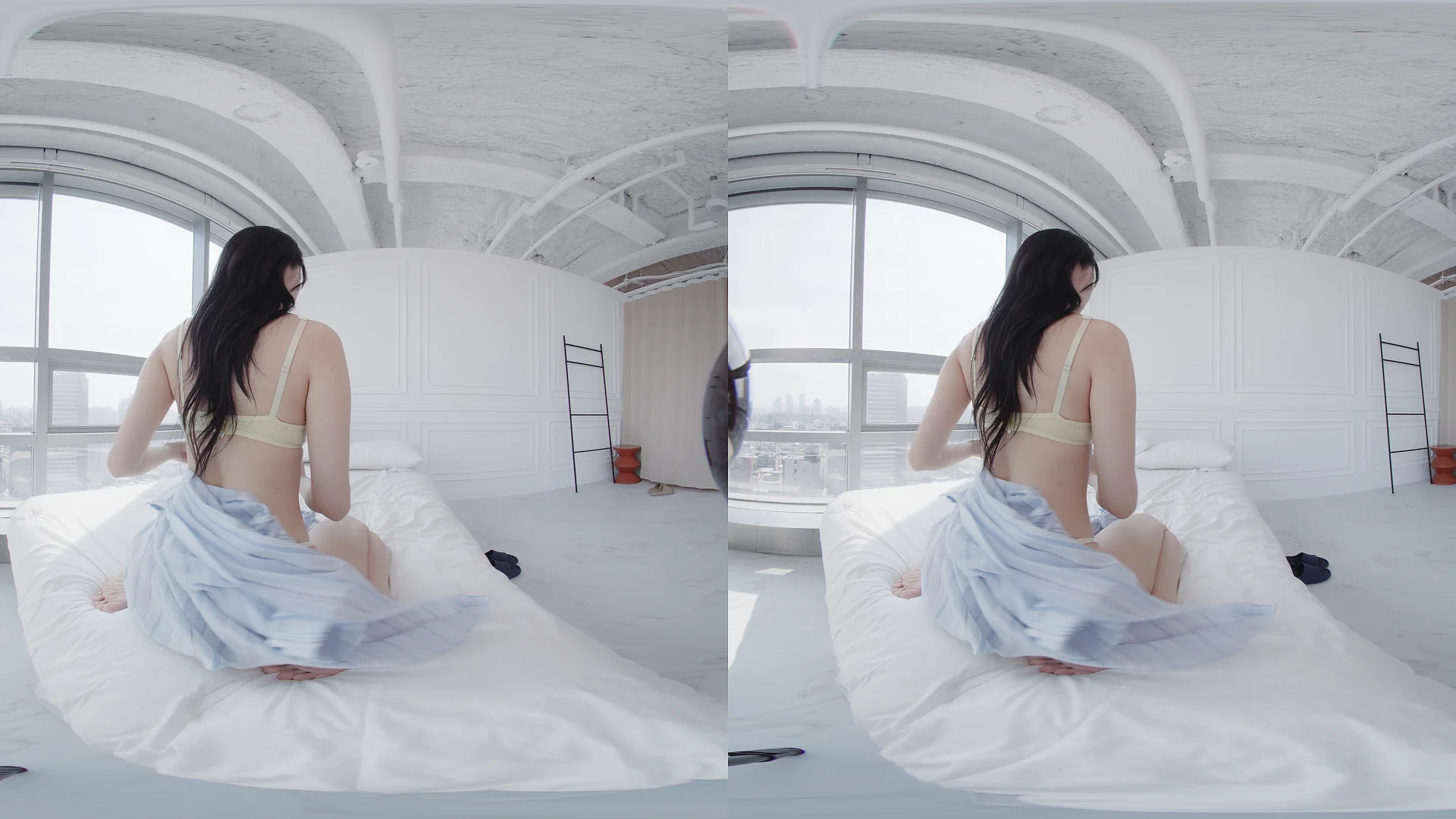 이나 이나의 가장 가까운 모습을 VR로 담아